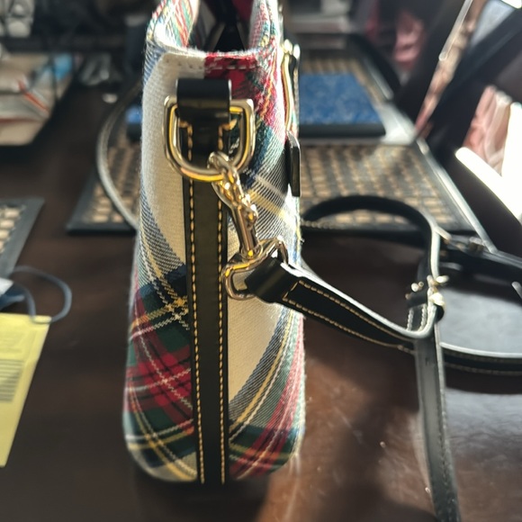 Dooney and Bourke small zip crossbody white tart - Picture 4 of 9